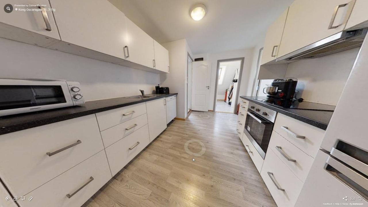 Spacious, 1 Minute From Bryggen! ベルゲン エクステリア 写真